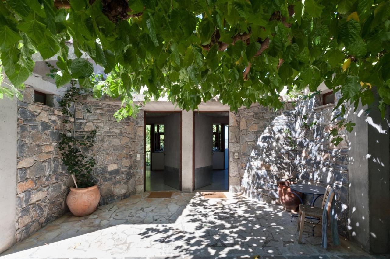 Studios Kyparissi & Spa Tirós Exteriér fotografie