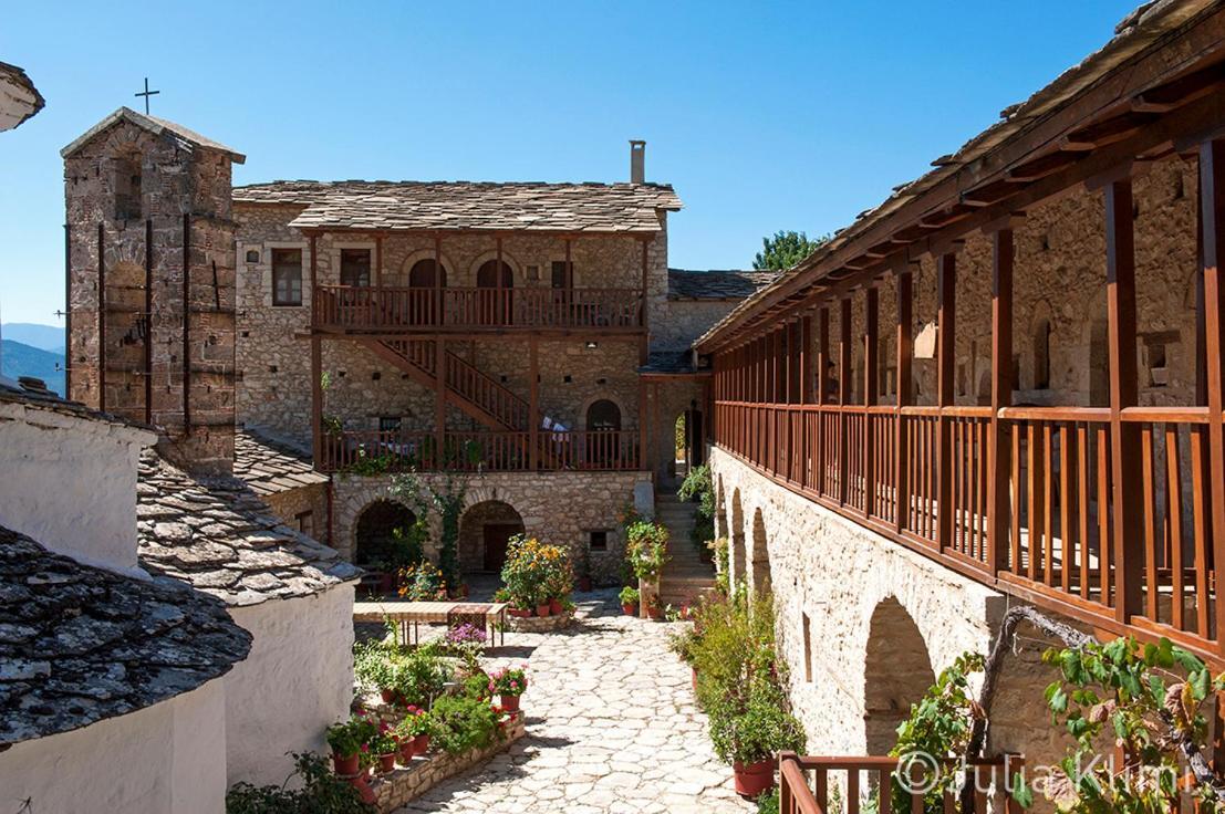 Studios Kyparissi & Spa Tirós Exteriér fotografie